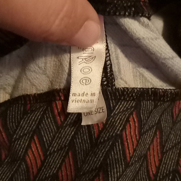 Leggings LuLaRoe 2 pairs Tall and curvy one size Form Fitting Buttery - Picture 9 of 11